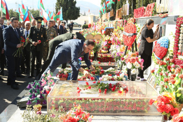 Vətən müharibəsi şəhidləri Məhərrəmli Fuad Füzuli oğlunun və baş leytenant  Məmmədov Cavad Səfiyar oğlunun ildönümü ilə əlaqədar Şəhidlərimizin  məzarları ziyarət edilib,