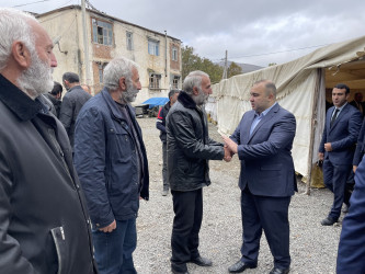 Sentyabrın 12-si gecə və 13-ü səhər saatlarında Ermənistan silahlı qüvvələri tərəfindən Azərbaycan-Ermənistan dövlət sərhədinin müxtəlif istiqamətlərində törətdikləri genişmiqyaslı təxribatın qarşısı alınarkən qəhrəmancasına şəhid olan leytenant Şirinov Ömər Muğan oğlunun 40 mərasimi keçirilib.