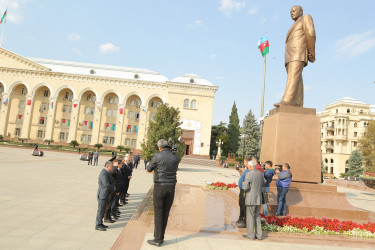 Kəlbəcərdə Yeni Azərbaycan Partiyasının təsis edilməsinin 30 illiyinə həsr olunmuş tədbir keçirilib.