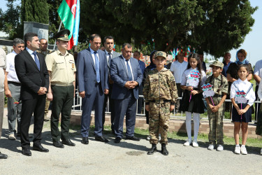 Vətən Müharibəsi şəhidi olan Bayramov Samir Elxan oğlunun doğum günü ilə bağlı anım mərasimi keçirilib