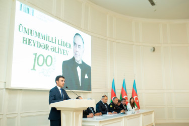 “Heydər Əliyev İli” çərçivəsində “Heydər Əliyev və Azərbaycan dili” mövzusunda tədbir keçirilib.