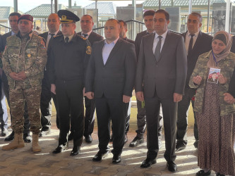 44 günlük Vətən müharibəsində şəhidlik zirvəsinə ucalmış Tağıyev Eşqin Asif oğlunun ikinci ildönümü ilə əlaqədar olaraq məzarı və ailəsi ziyarət edilib.