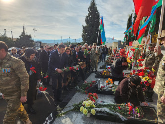 Vətən müharibəsi şəhidləri Məhəmmədli İsmayıl Mahir oğlunun və Əliyev Teymur İman oğlunun ikinci ildönümü məzarları başında qeyd edilib və ailələri ziyarət olunub