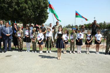 Vətən Müharibəsi şəhidi olan Bayramov Samir Elxan oğlunun doğum günü ilə bağlı anım mərasimi keçirilib