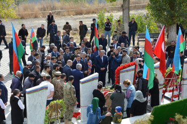 44 günlük Vətən müharibəsində şəhidlik zirvəsinə yüksəlmiş  Abdullayev Şəhriyar Kamil oğlunun ildönümü ilə əlaqədar olaraq məzarı ziyarət edilib.